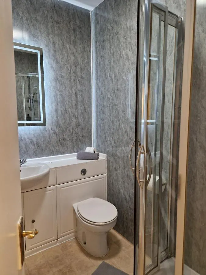 Homestay Affordable Rooms In Shared Flat, London Bridge United Kingdom