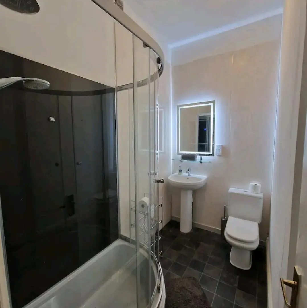 Affordable Rooms In Shared Flat, London Bridge United Kingdom