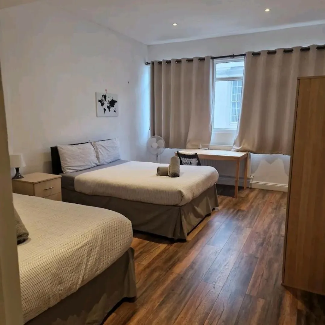 Affordable Rooms In Shared Flat, London Bridge