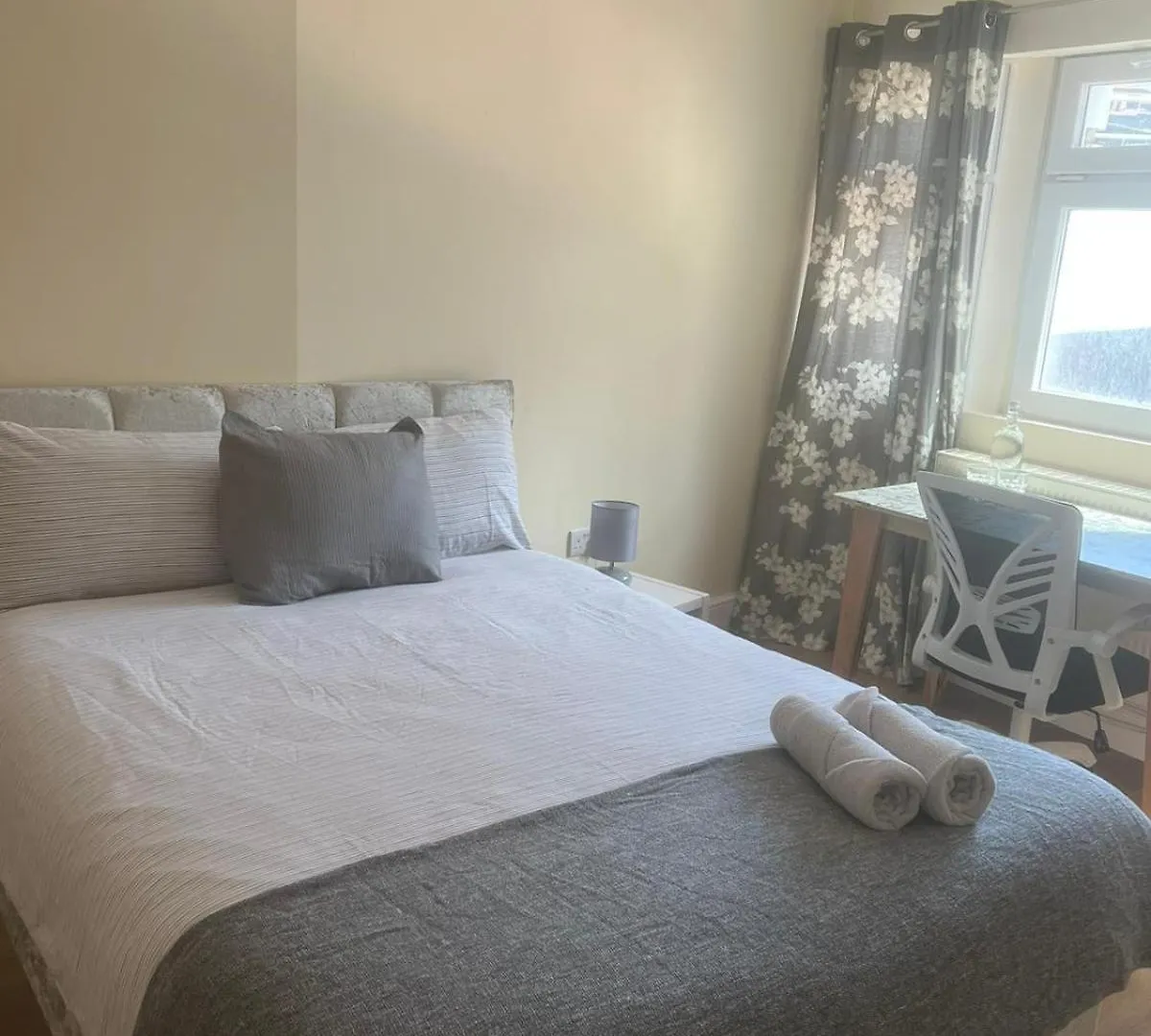 Affordable Rooms In Shared Flat, London Bridge Homestay